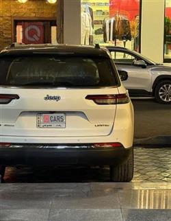 جیپ L گراند شیرۆکی